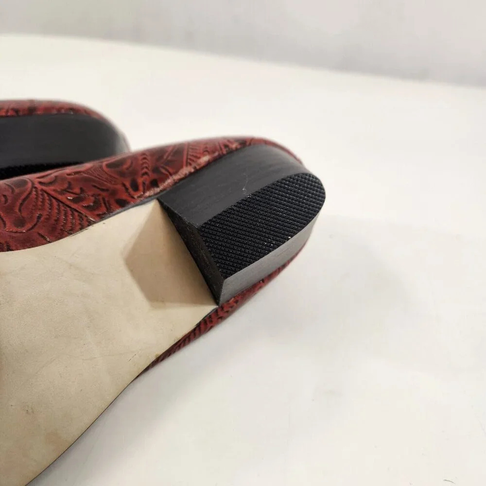 Tic-Tac-Toes Red Tooled Leather Shoe Women's US Size 8.5 Pump Low Heel - Picture 9 of 12